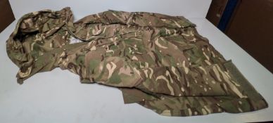 Various types of ex-military camo clothing - may include accessories - 213kg – may require repair