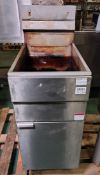 Hamoki GF90 stainless steel single tank gas fryer - W 395 x D 770 x H 1195mm
