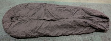 30x Medium weight sleeping bags - various types - may include arctic