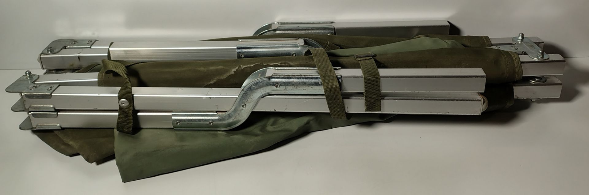 40x British Forces folding cots - may require repair - Image 4 of 10