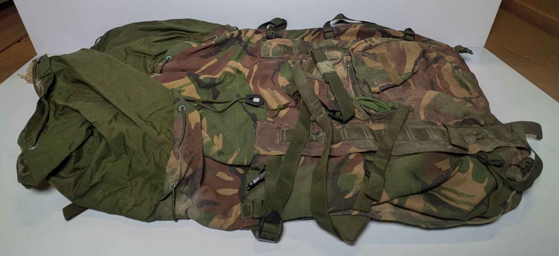 Mixed bags - rucksacks, holdalls - may require repair or be as spares - 123kg - Image 6 of 12