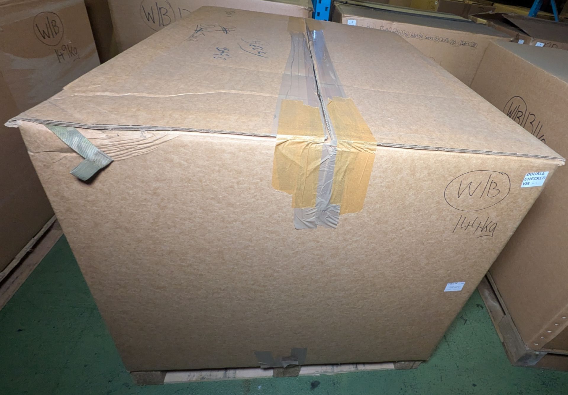 Mixed bags - rucksacks, holdalls - may require repair or be as spares - 144kg - Image 13 of 13