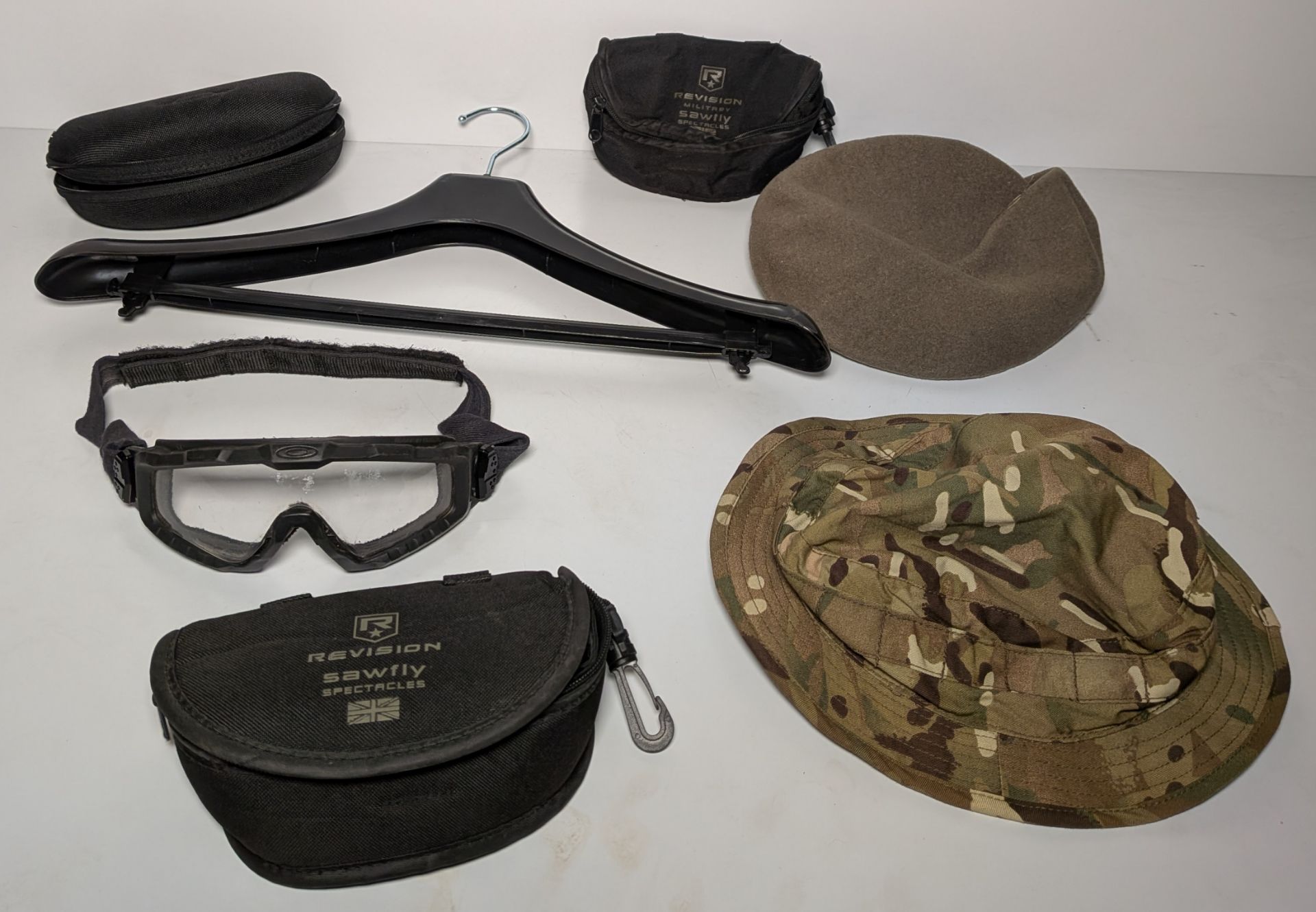 Various types of ex-military hardware and accessories - 171kg – may require repair / be incomplete