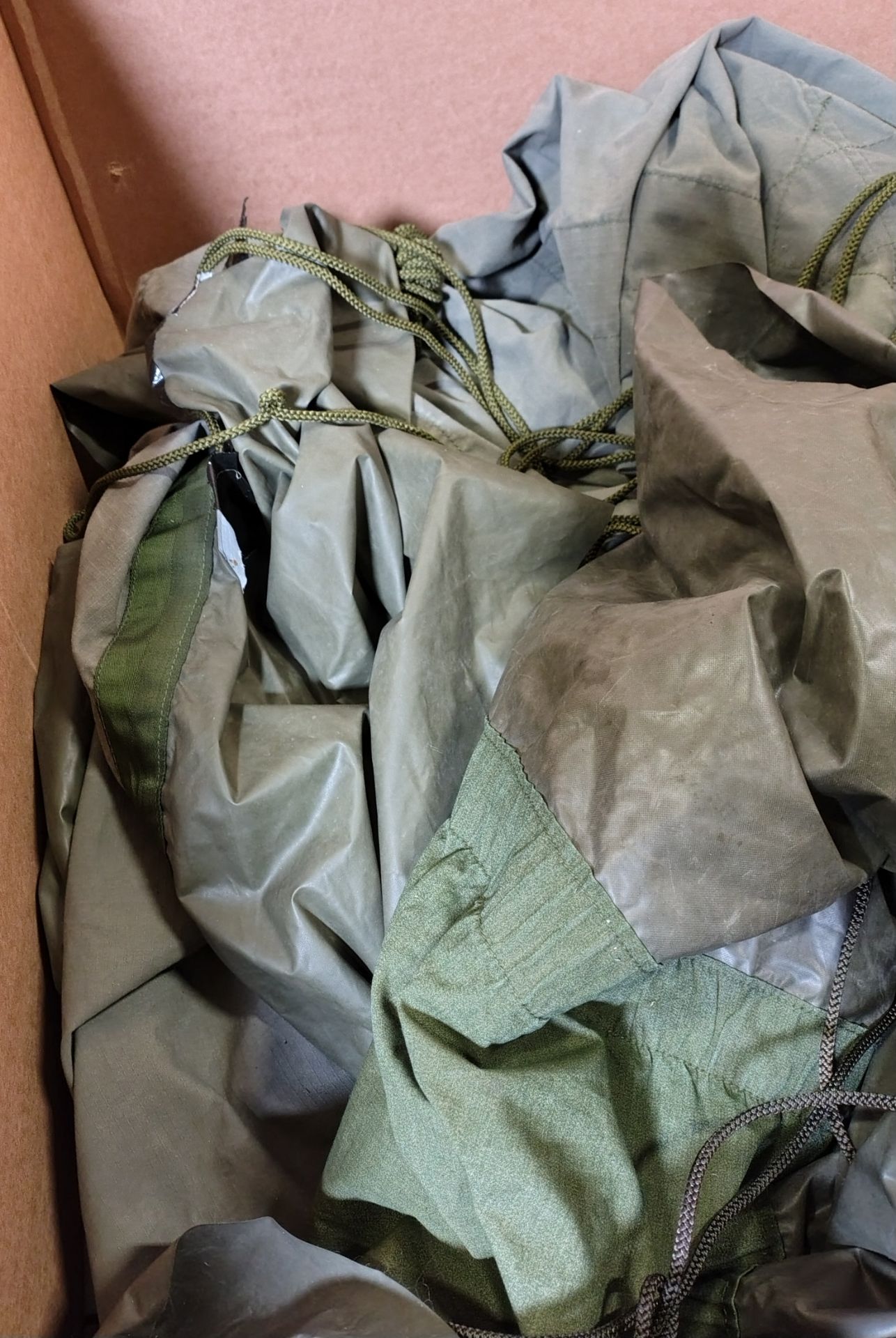 British forces arctic tea pi 10 person tent - approximately 180" x 180" - may require repair - Image 3 of 7