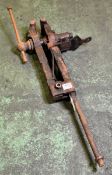 Blacksmith leg vice - W 130 x D 500 x H 1060mm - 36kg