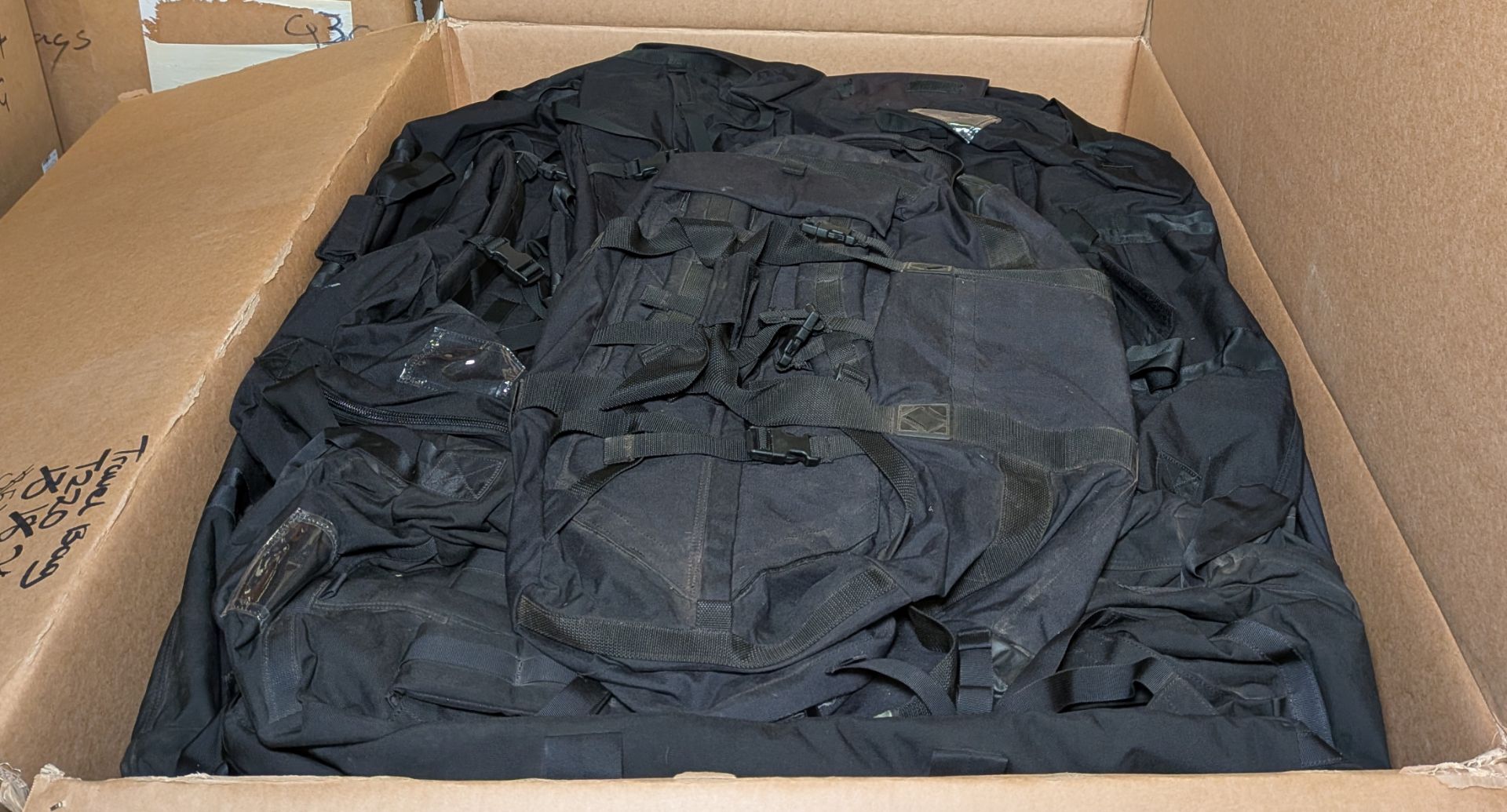 45x British Army Operational travel bags - Image 5 of 6