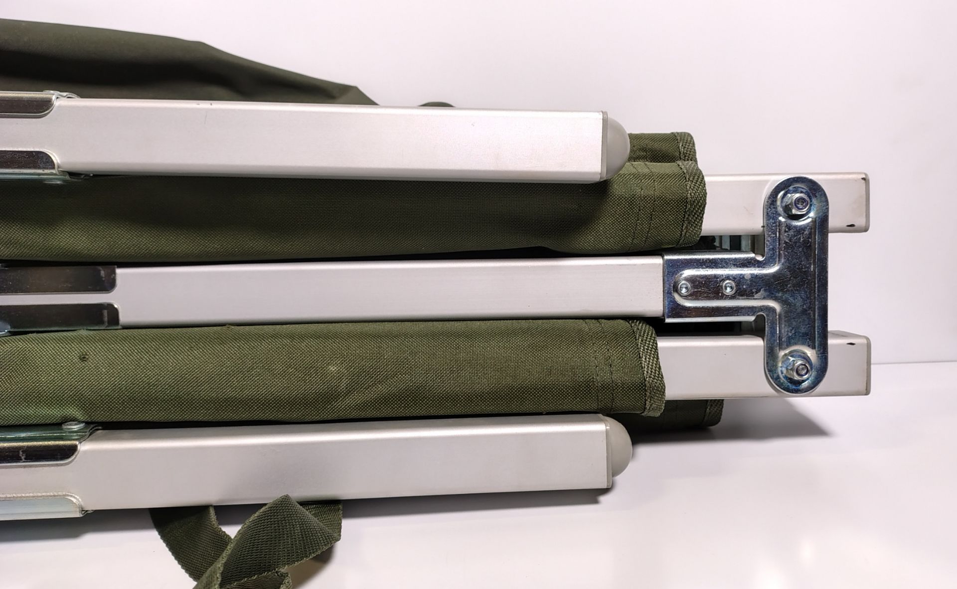 32x British Forces folding cots - may require repair - Image 6 of 7