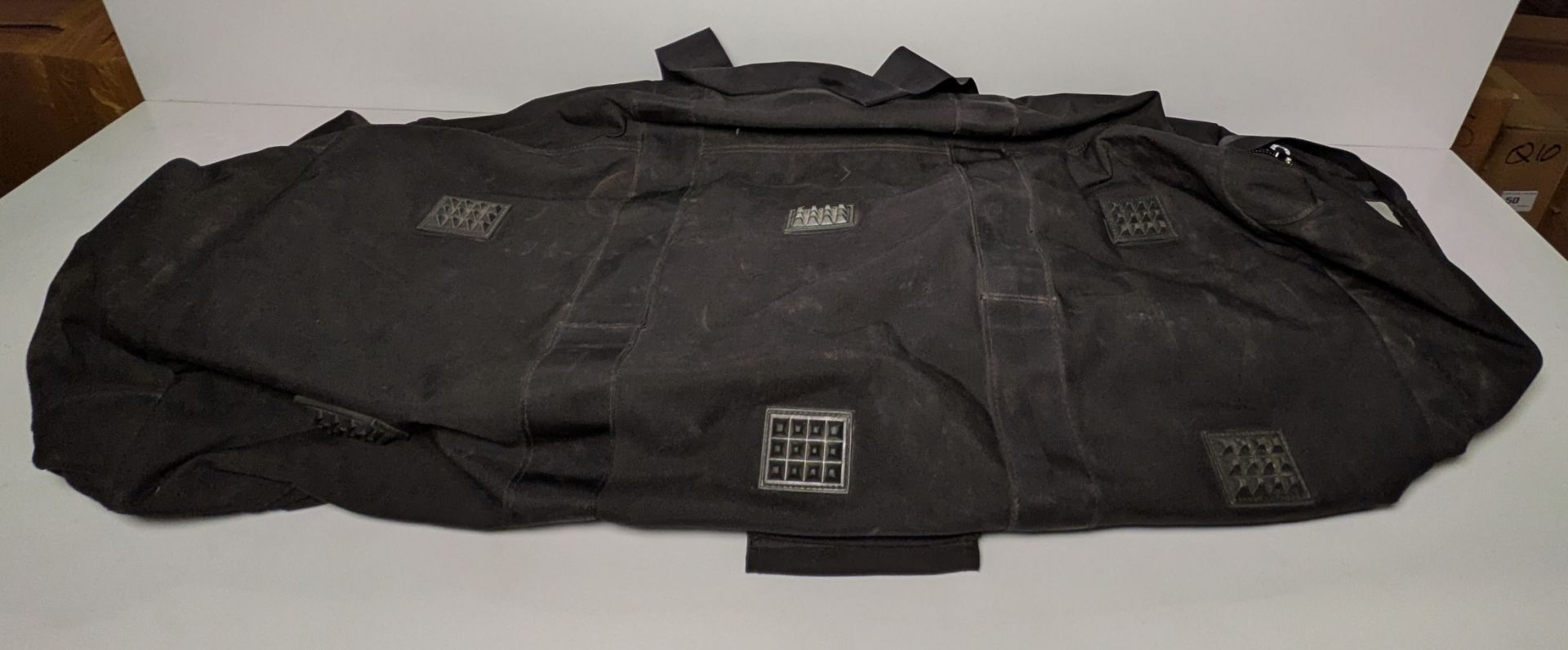 45x British Army Operational travel bags - Image 4 of 6
