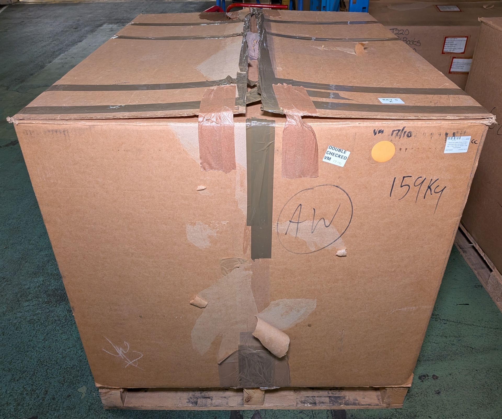 Various types of ex-military hardware and accessories - 159kg – may require repair / be incomplete - Image 9 of 9