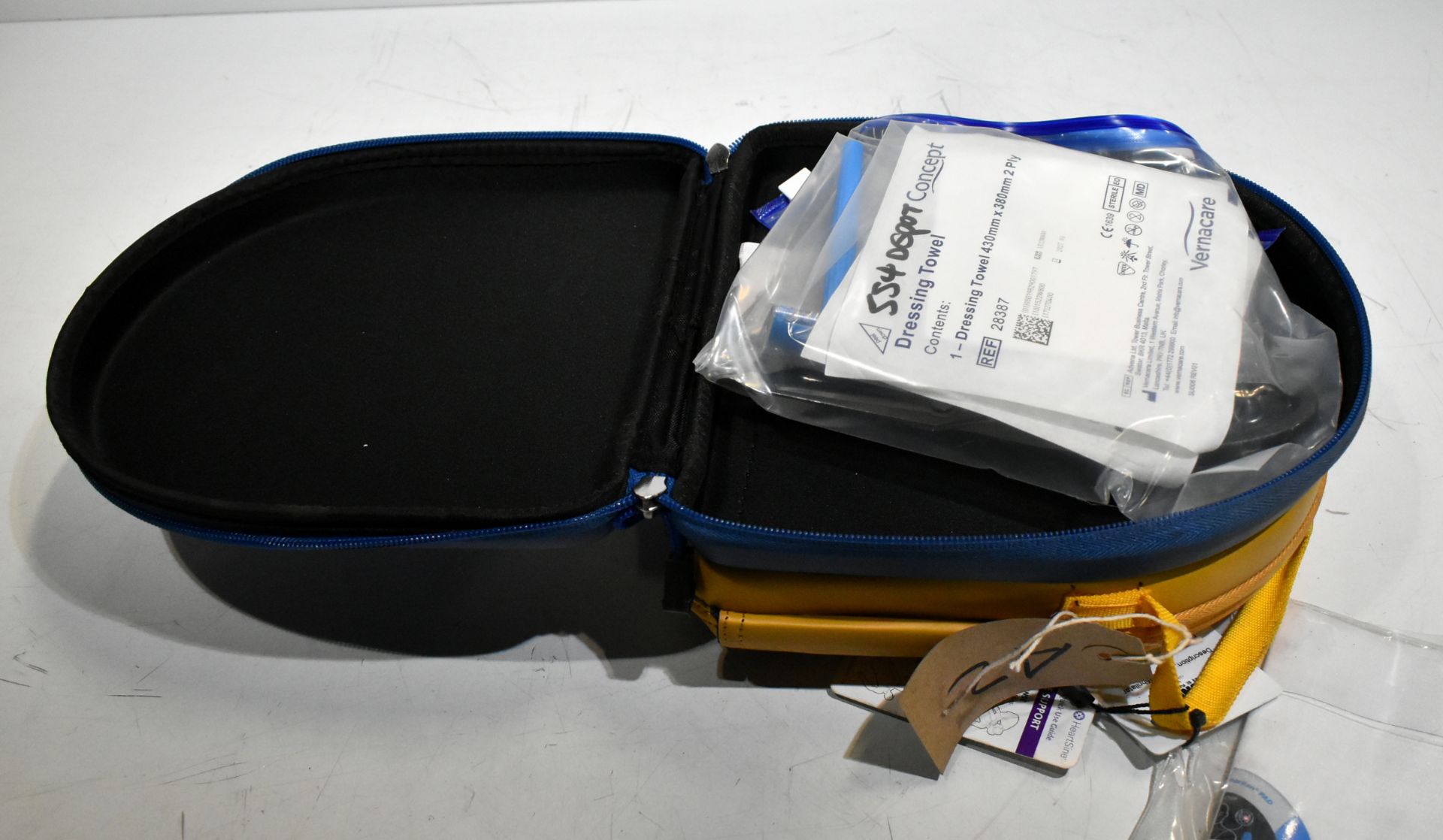 Heartsine samaritan pad defibrillator - Image 5 of 9