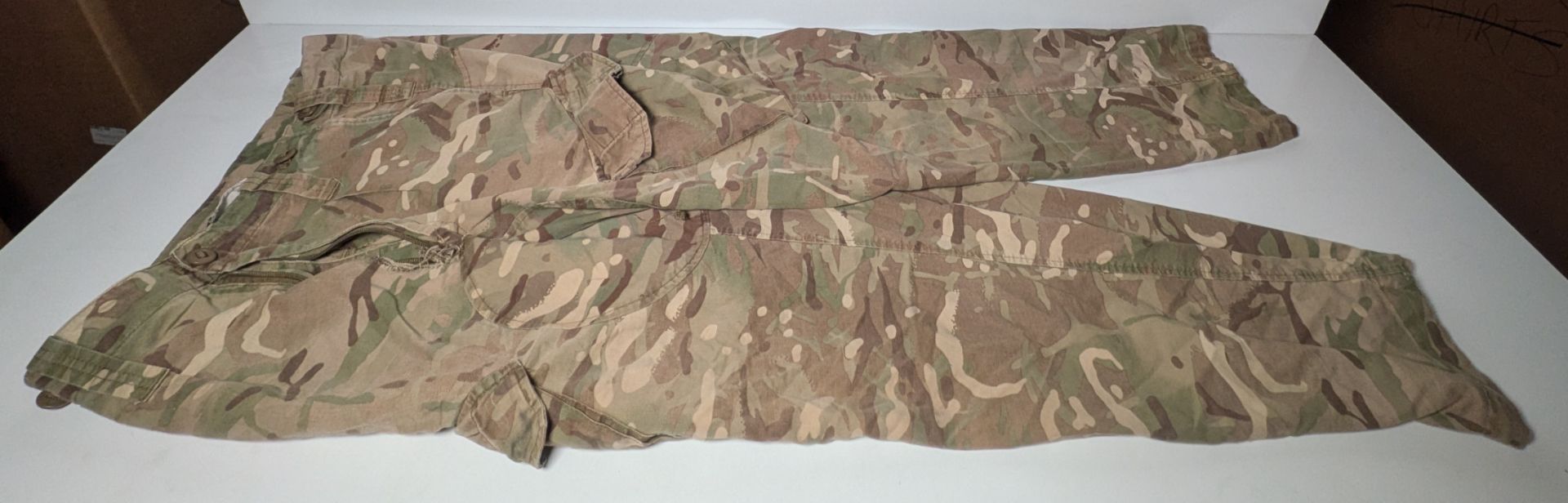 Various types of ex-military camo clothing - may include accessories - 225kg – may require repair - Image 3 of 7