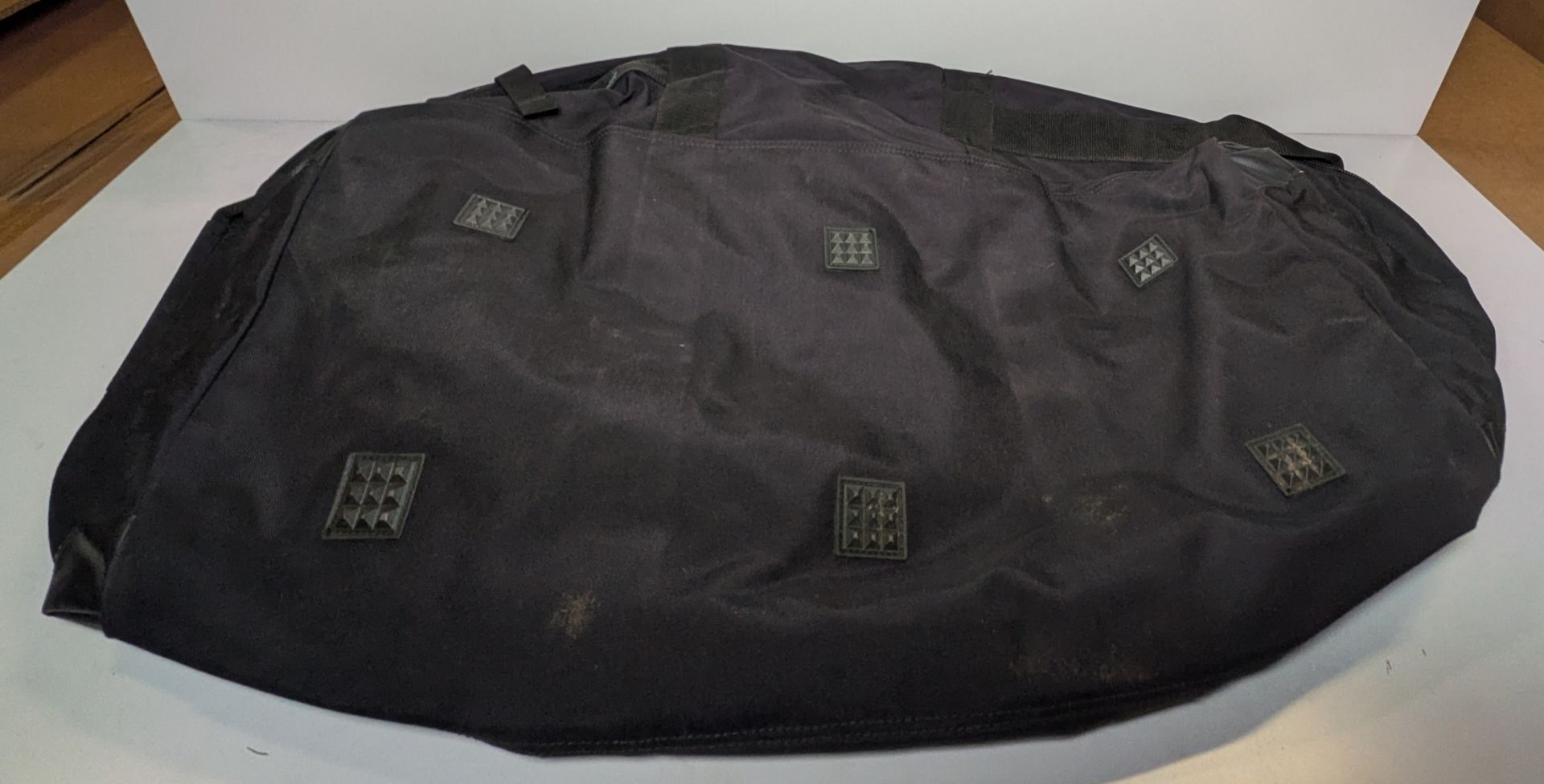 Mixed bags - rucksacks, holdalls - may require repair or be as spares - 131kg - Image 5 of 12
