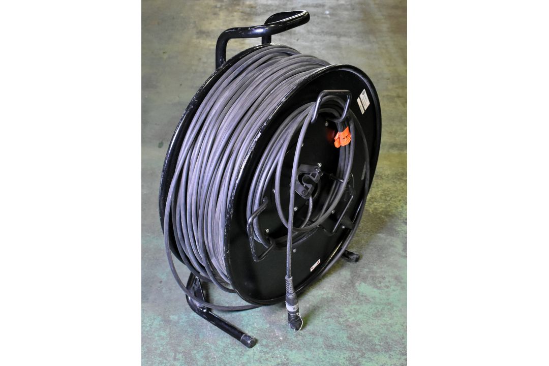 Shieldrock 8K TXRX bi-directional SDI fibre (multimode) convertor kit with fibre optic cable drum - Image 2 of 12