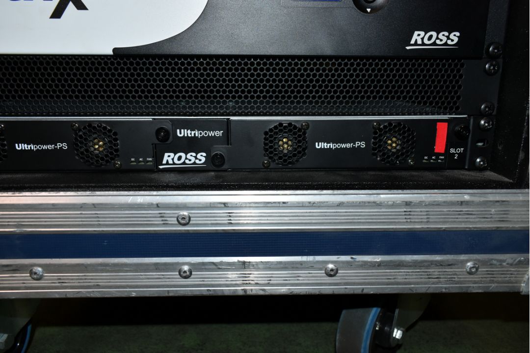 Ross Ultrix package in 5 star flight case on wheels - full details in description - Image 2 of 10