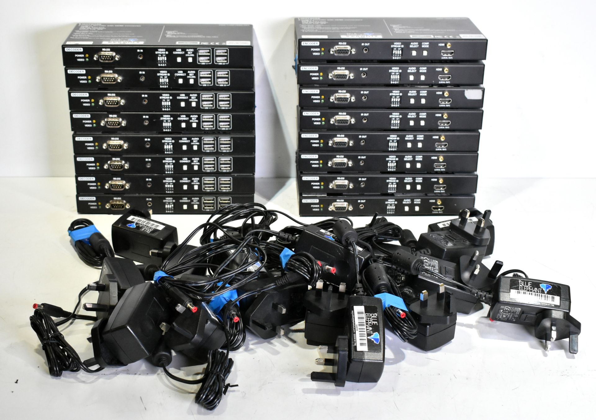 Lightware video disto distribution kit - see full description for component list