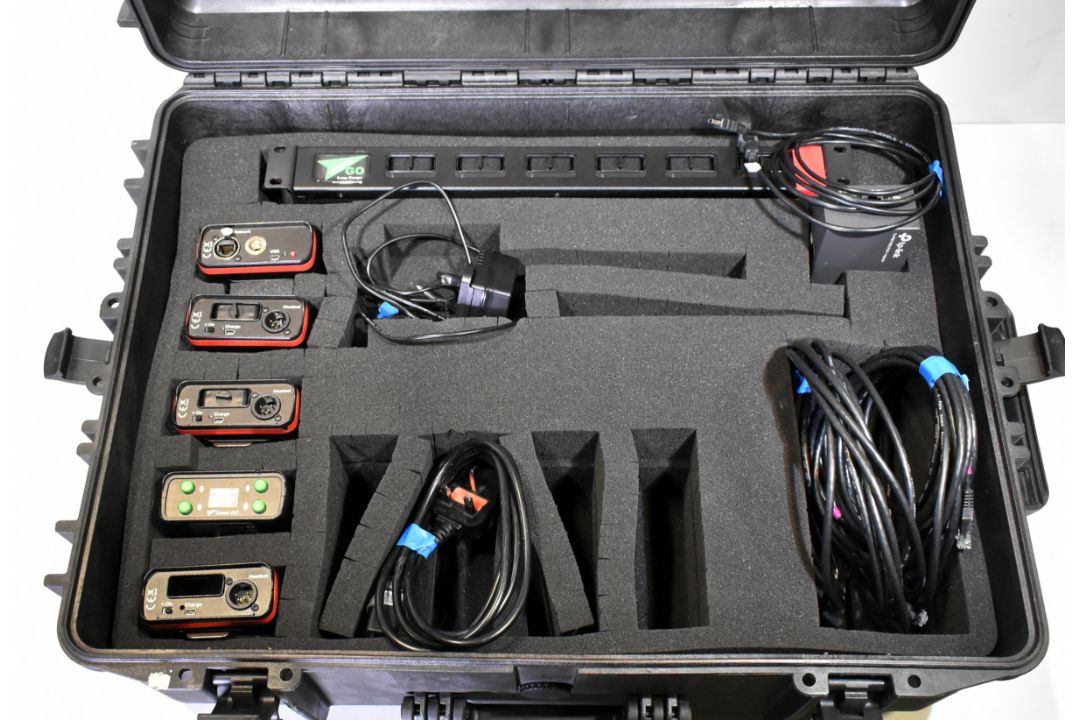 Green-Go 4 wireless communications kit in storage and transport case - full details in desc - Image 1 of 14