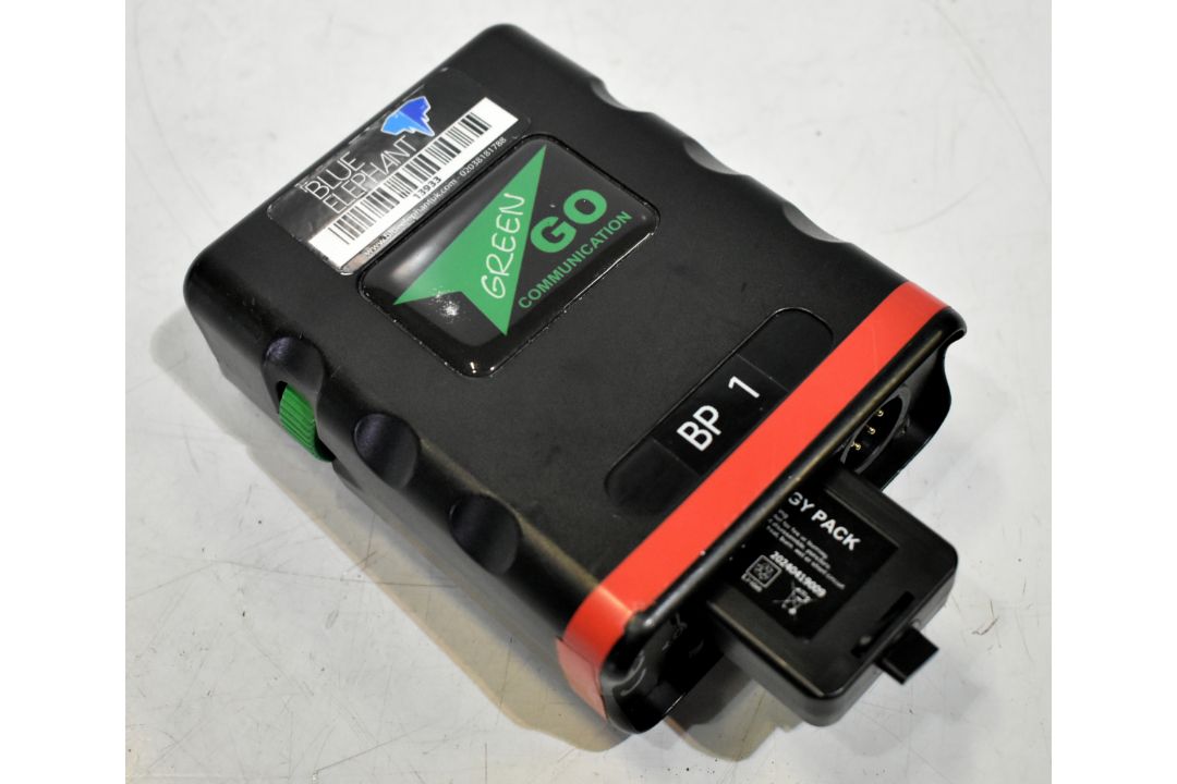 Green-Go 4 wireless communications kit in storage and transport case - full details in desc - Image 3 of 14
