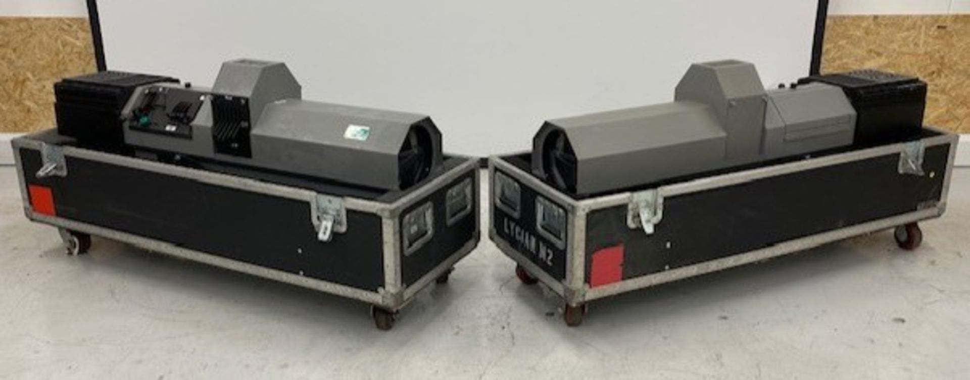 2x Lycian M2 Long Throw Followspot with electric ballast. Stand in separate case - Image 5 of 7