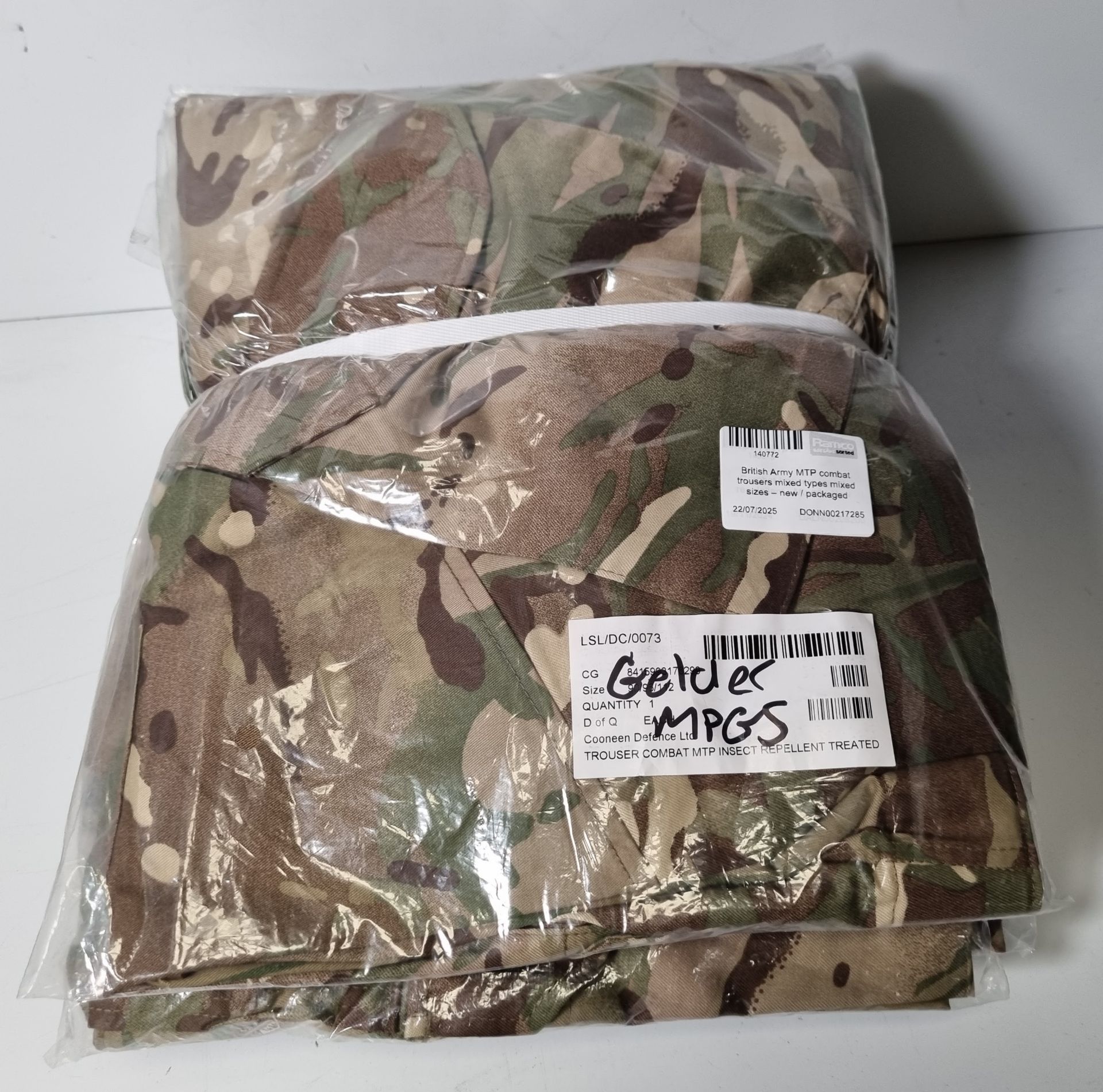 40x British Army MTP combat trousers mixed types mixed sizes - Image 14 of 25
