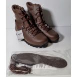 Altberg new defender mens brown leather high liability combat boots size 12M