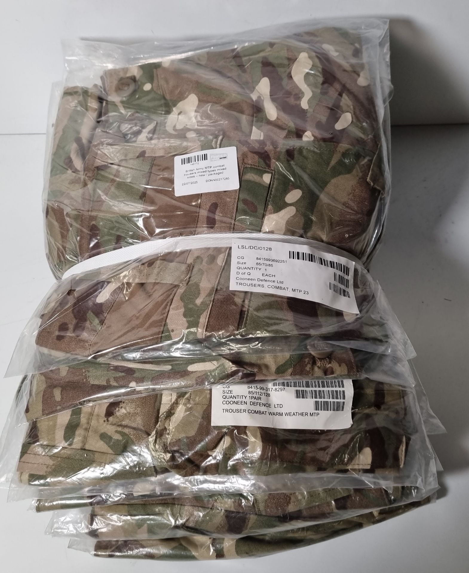 30x British Army MTP combat trousers mixed types mixed sizes - Image 17 of 22