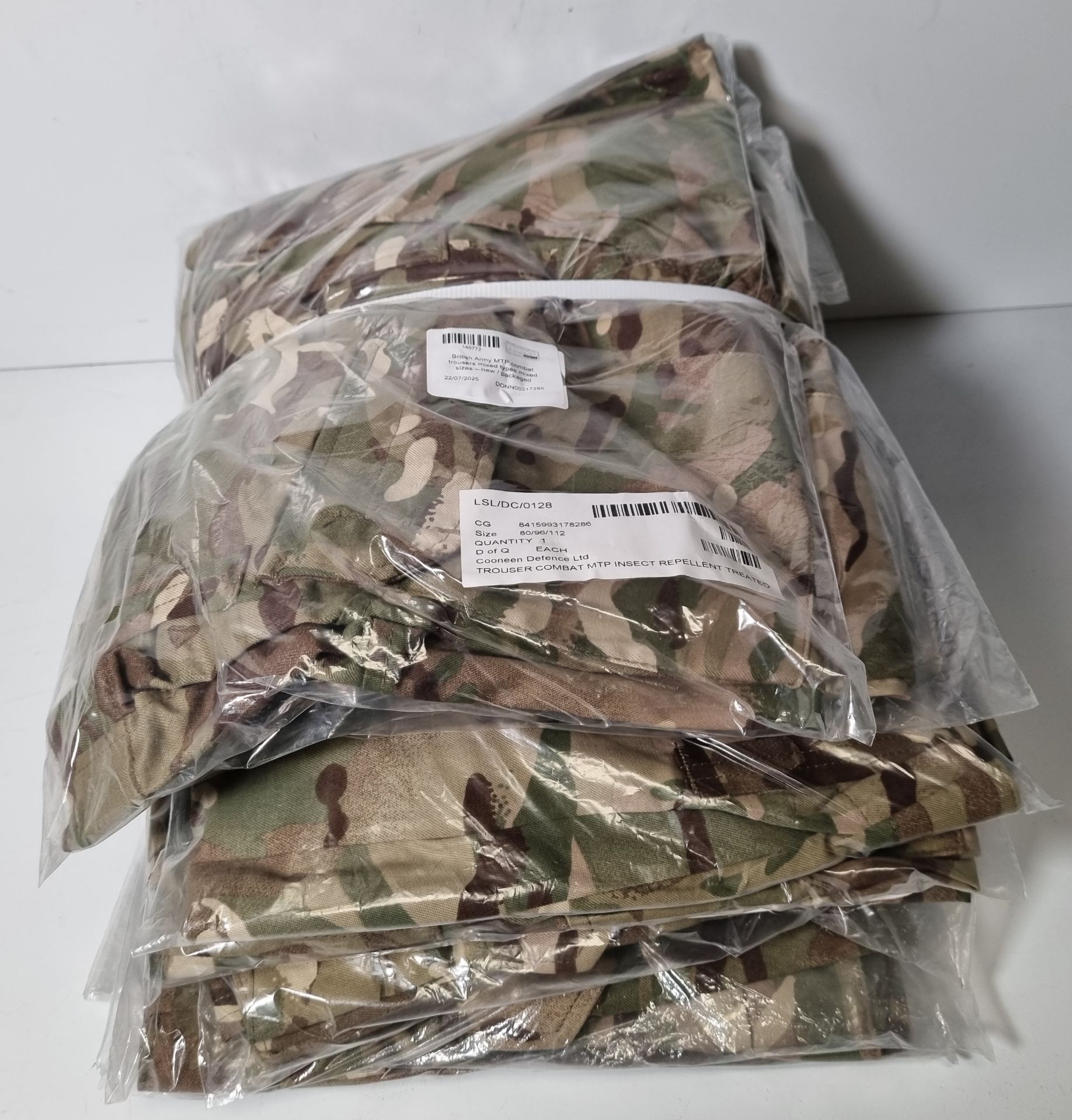 30x British Army MTP combat trousers mixed types mixed sizes - Image 15 of 21