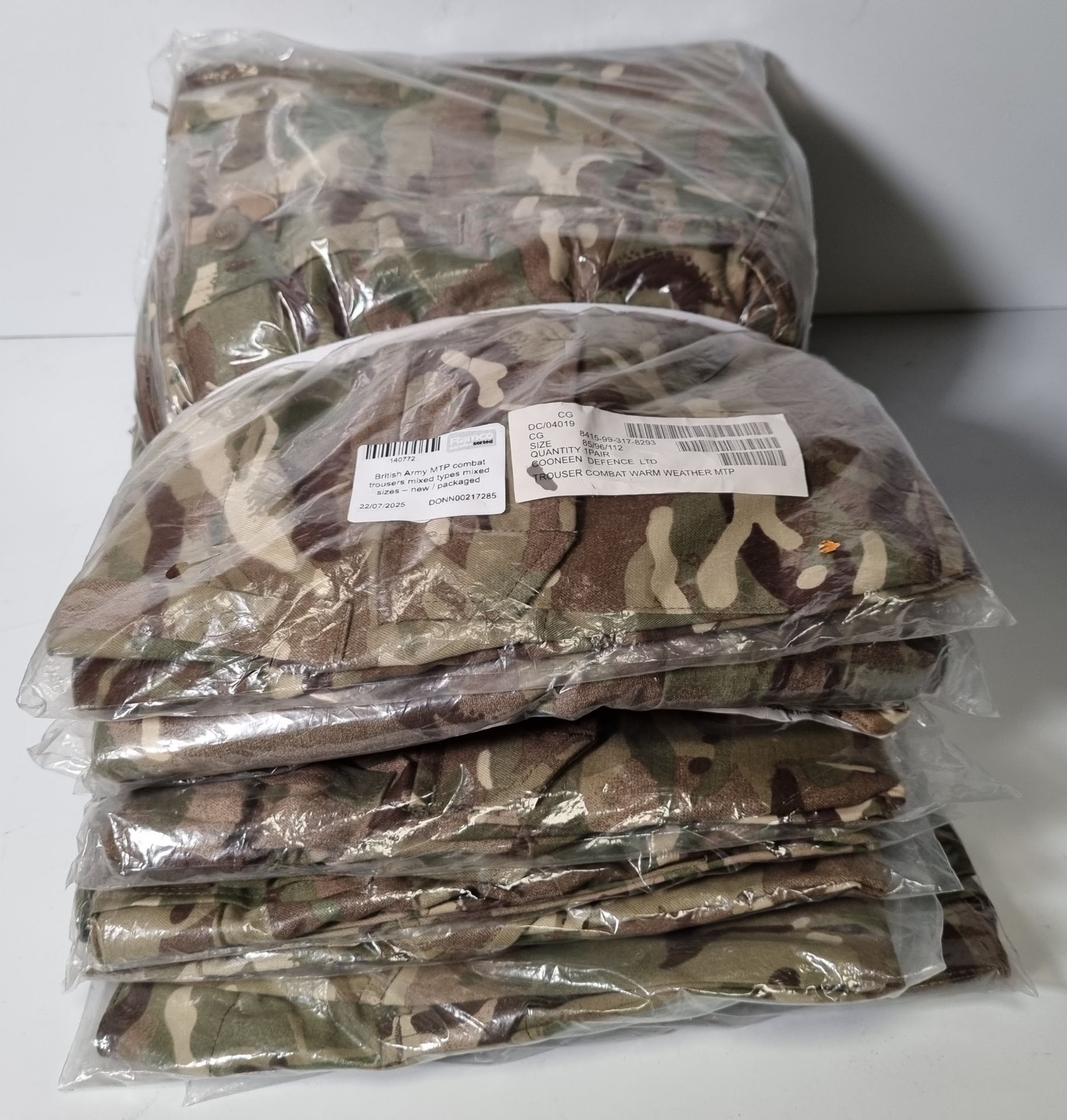 40x British Army MTP combat trousers mixed types mixed sizes - Image 2 of 33