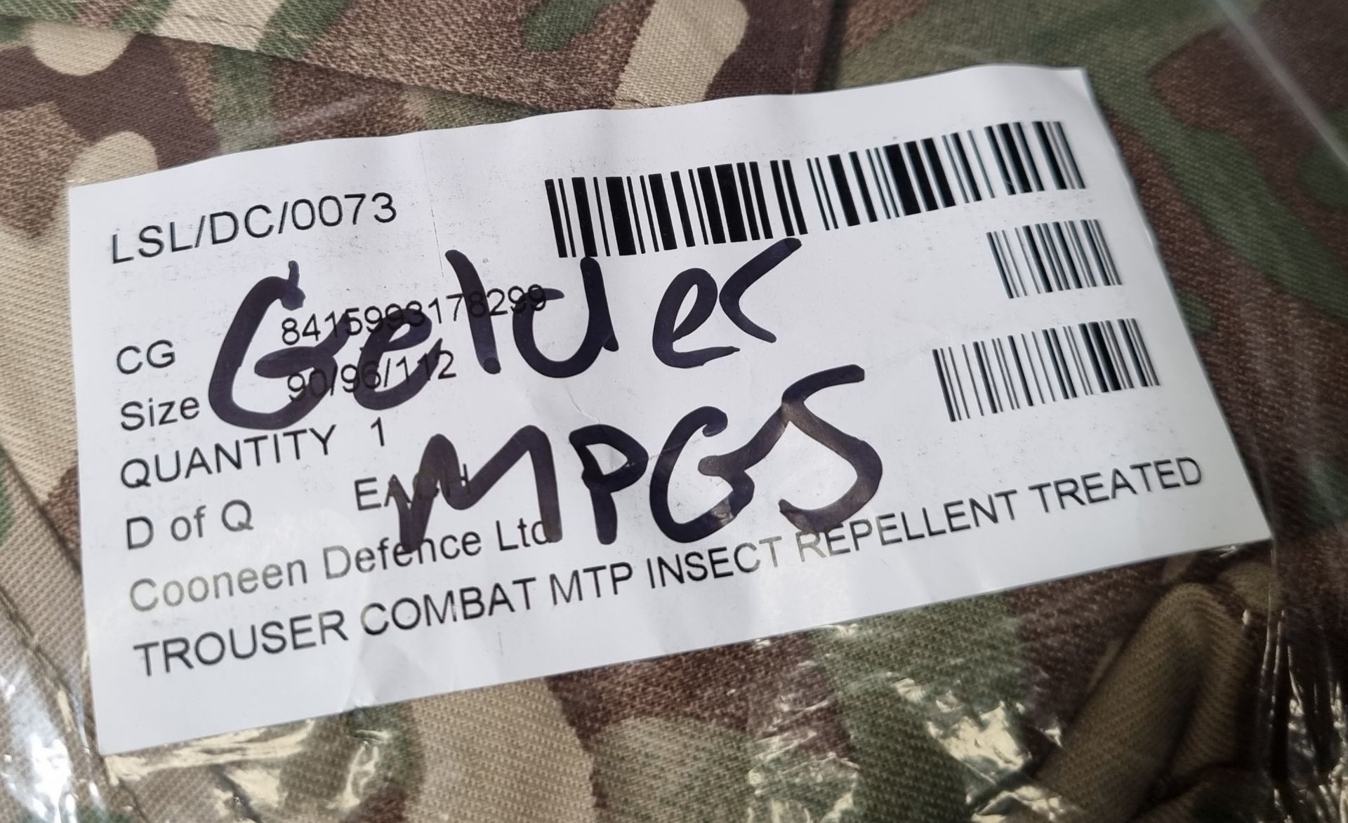 40x British Army MTP combat trousers mixed types mixed sizes - Image 15 of 25