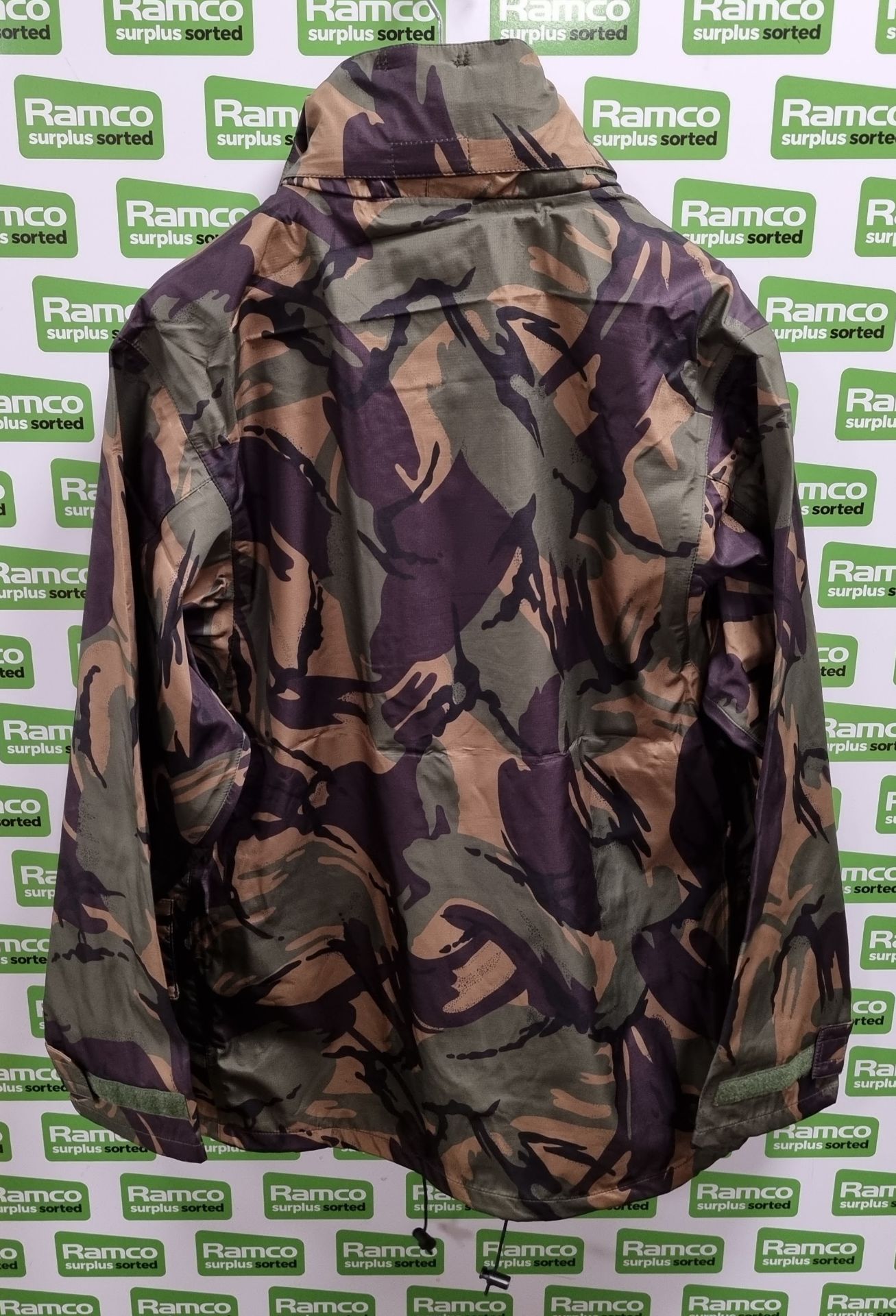 56x DPM wet weather combat jackets - mixed sizes - Image 5 of 11
