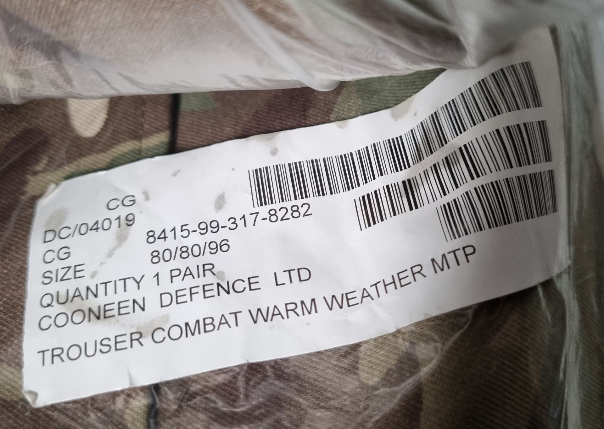 40x British Army MTP combat trousers mixed types mixed sizes - Image 32 of 33
