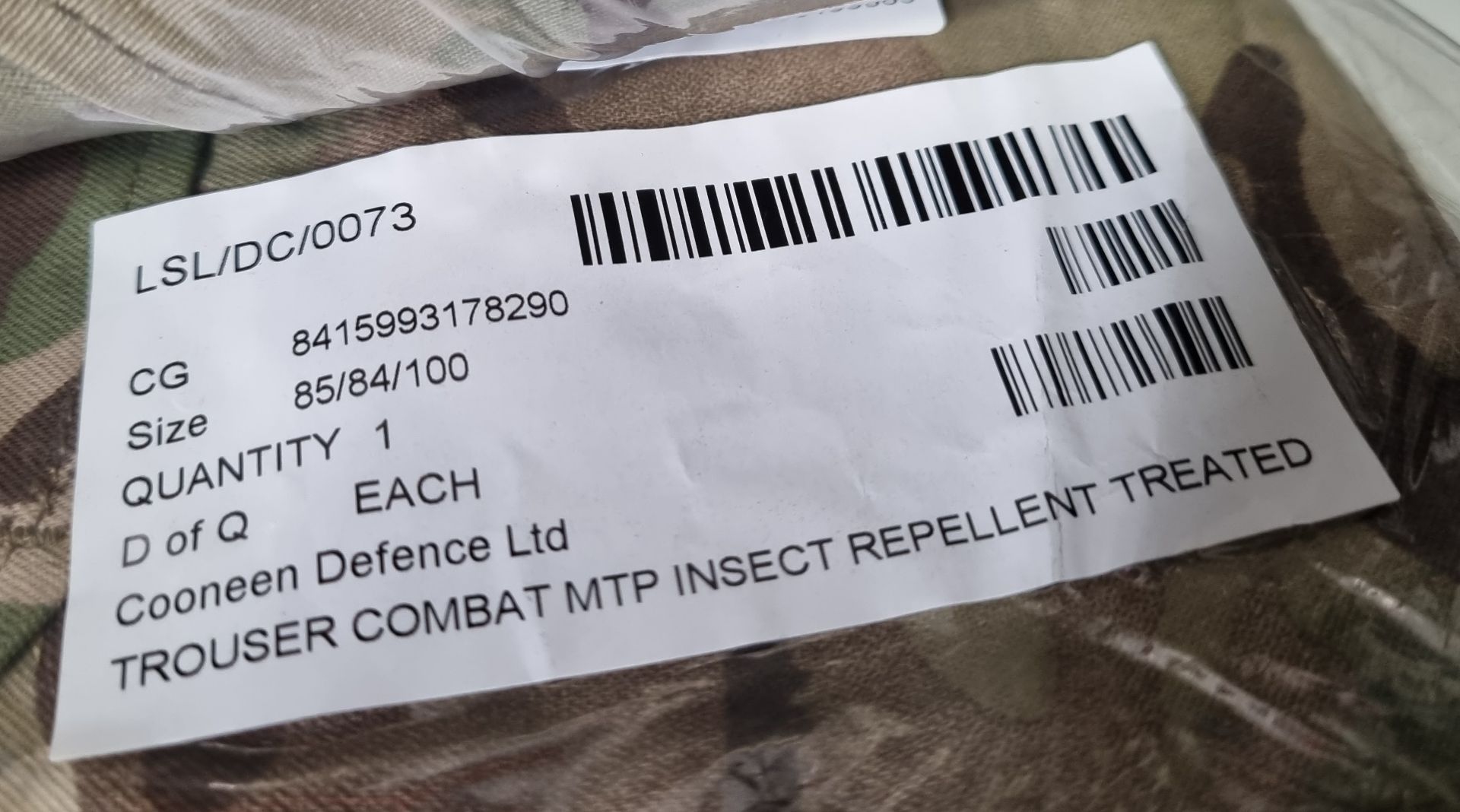 40x British Army MTP combat trousers mixed types mixed sizes - Image 16 of 33
