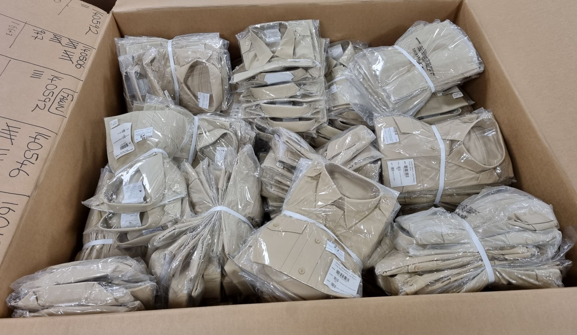 484x Fawn shirts - see description for types & pictures for selection of sizes