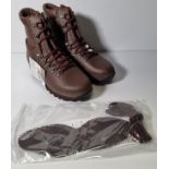 Altberg new defender mens brown leather high liability combat boots size 9L