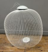 A Foscarini Spokes suspension hanging light by Studio Garcia Cumini (h. of shade 75cm)
