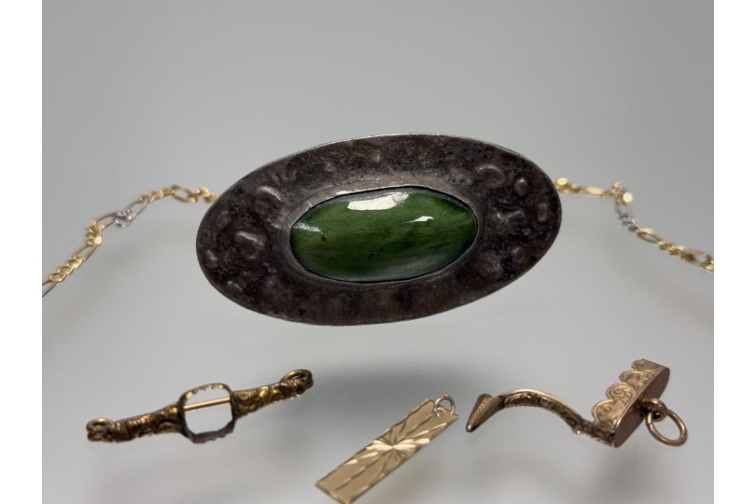 A yellow and white metal flat link chain necklace with lobster claw fastening: l. x 24cm, an - Image 2 of 3