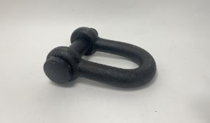 A heavy cast iron D shackle/loop for marine chains, anchor chain, etc, doorstop (h. 32cm)