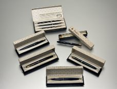 A collection of vintage Parker fountain pens to include: 17 Slimfold set, Slimfold Lady, all in