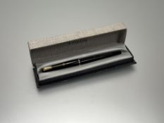 A vintage beak nibbed Parker 17 Duofold, in original box, clean condition with chalk marks