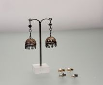 A pair of eastern white and gilt metal bell filigree drop earrings: l. x 4cm and a pair of 18ct gold