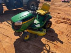 John Deere D140 Lawn Tractor