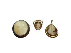 9ct mounted cameo ring, size L, together with a 9ct gold mounted cameo pendant and brooch, all depic