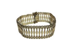 9ct gold bracelet with a wide band of articulated fancy links