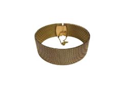 Continental yellow metal mesh bracelet, 18cm long