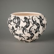 John F. Aragon Acoma Pueblo Ceramic Lizard Pot