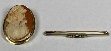 WHITE & YELLOW GOLD BAR BROOCH, set with sapphire and seed pearls, stamped '585', 6.5cms (l), 4.