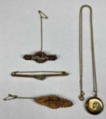 ASSORTED GOLD / YELLOW METAL JEWELLERY, including circular locket with fine link chain, two
