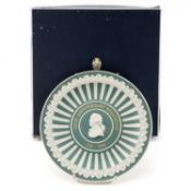 WEDGWOOD TWO-COLOUR JASPER LIMITED EDITION PLATE, 225th anniversary of the founding of the