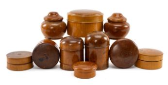 COLLECTION OF PHARMACY TREEN, boxwood powder pots (qty) Provenance: the Karl Johansen (1937-2021)
