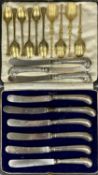 ASSORTMENT OF CUTLERY, including six George V silver gilt teaspoons, Henry James Hulbert, London