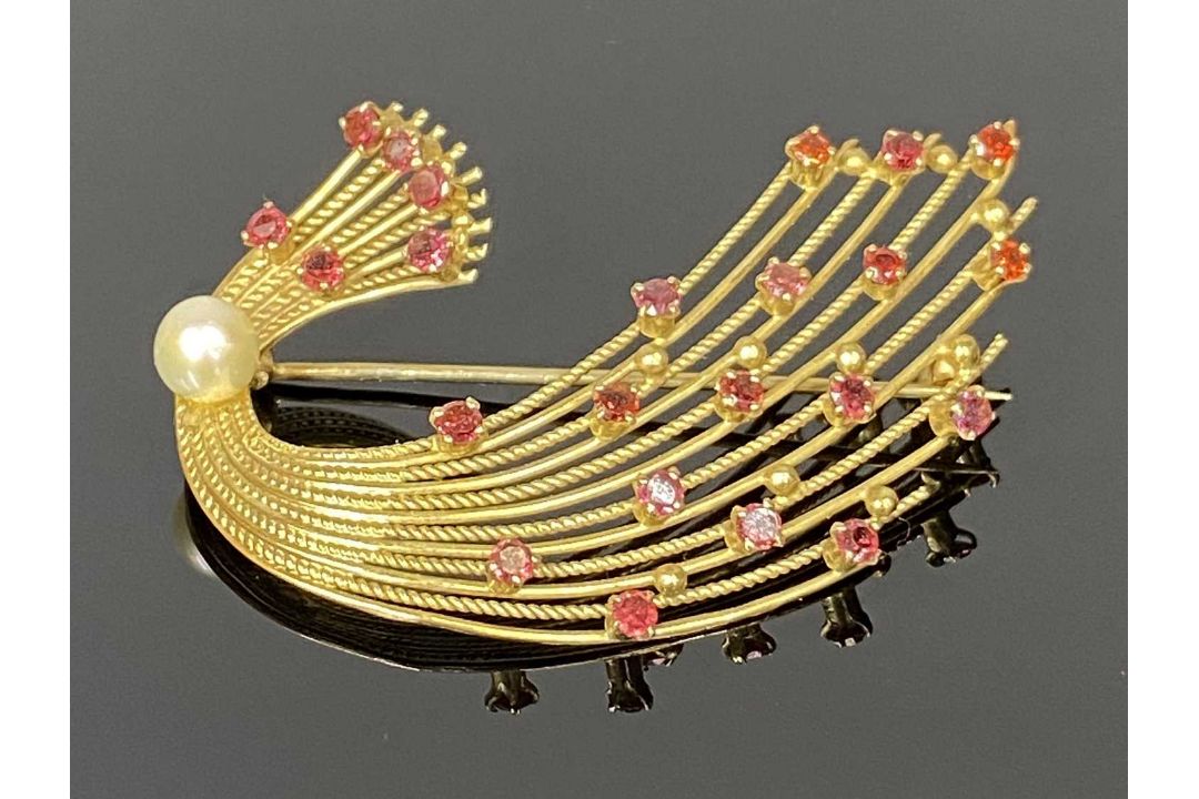 9CT GOLD STARBURST BROOCH set with small garnets and a pearl, approx. 50 x 35mms, 7.2gms Provenance: - Image 1 of 3
